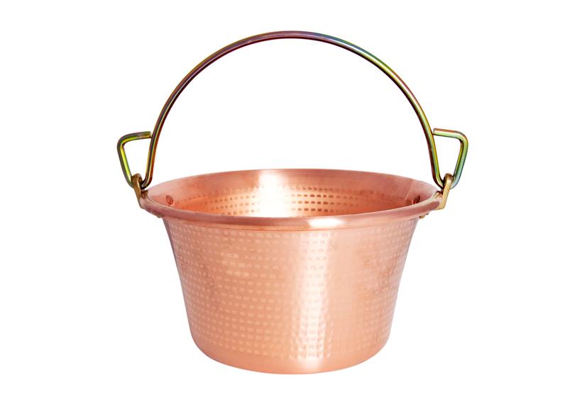 HAMMERED COPPER POT WITH ARCHED HANDLE 26 CM
Cod. 010601