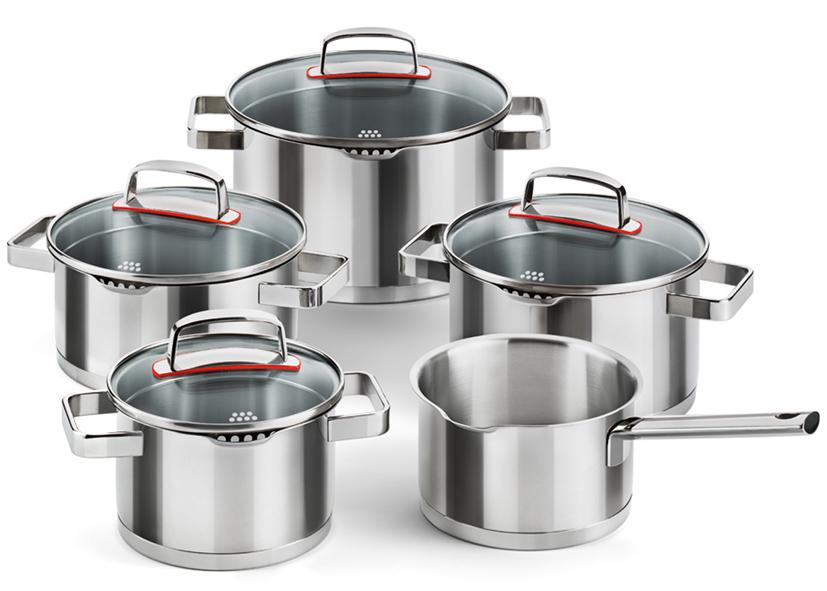 9 PEZZI SET PENTOLE &