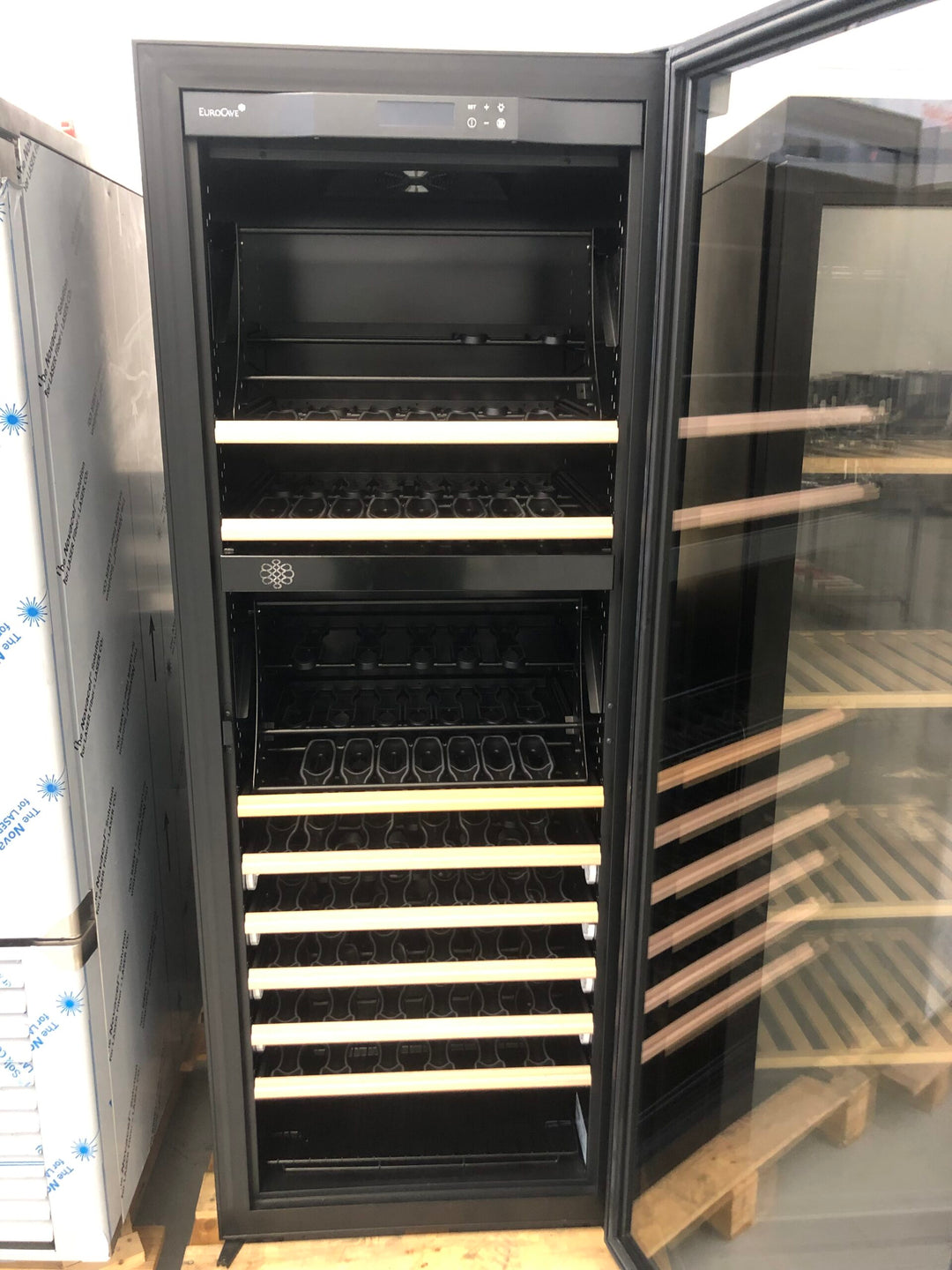 Vetrina vini climatizzata Eurocave 617OD