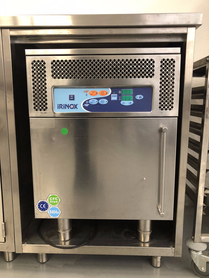 Abbattitore di temperatura Irinox 3 teglie