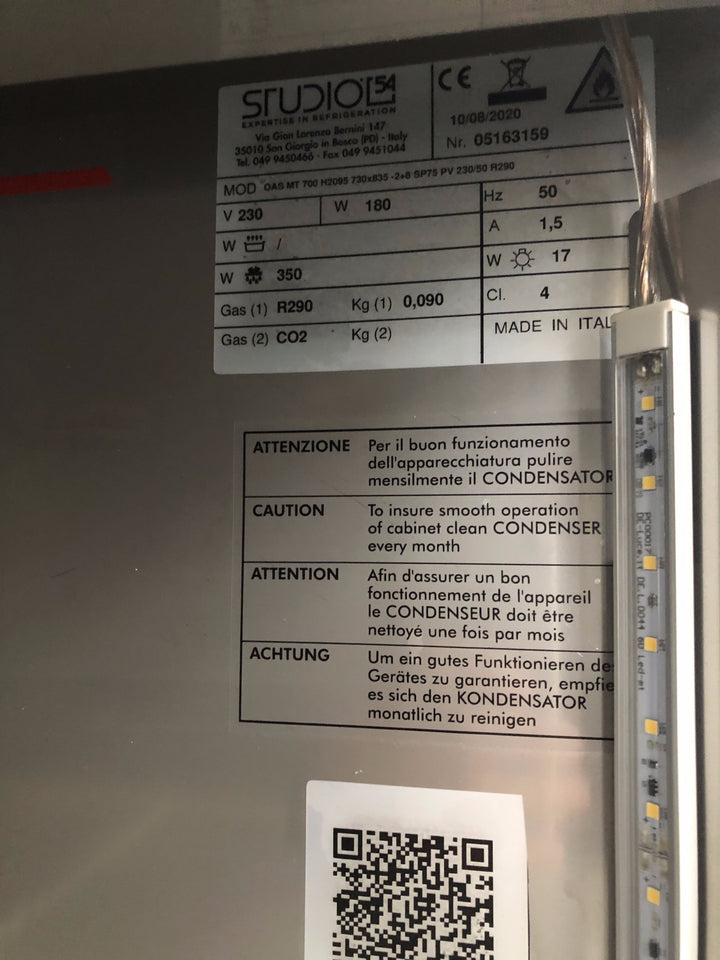 Armadio vetrina refrigerata Studio 54 - 700 litri