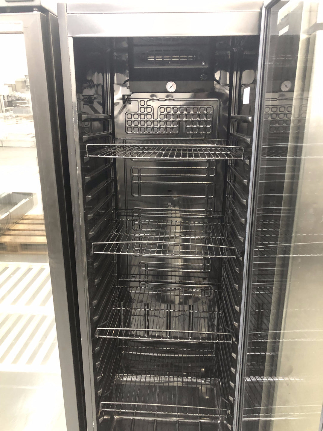 Vetrina vini Mondial Vinum PR40 di occasione