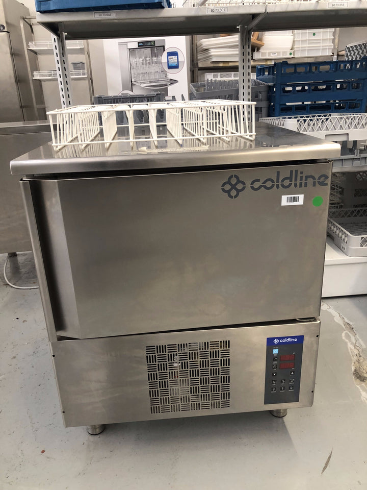 Abbattitore di temperatura Coldline usato 5 teglie GN 1/1 o 60x40