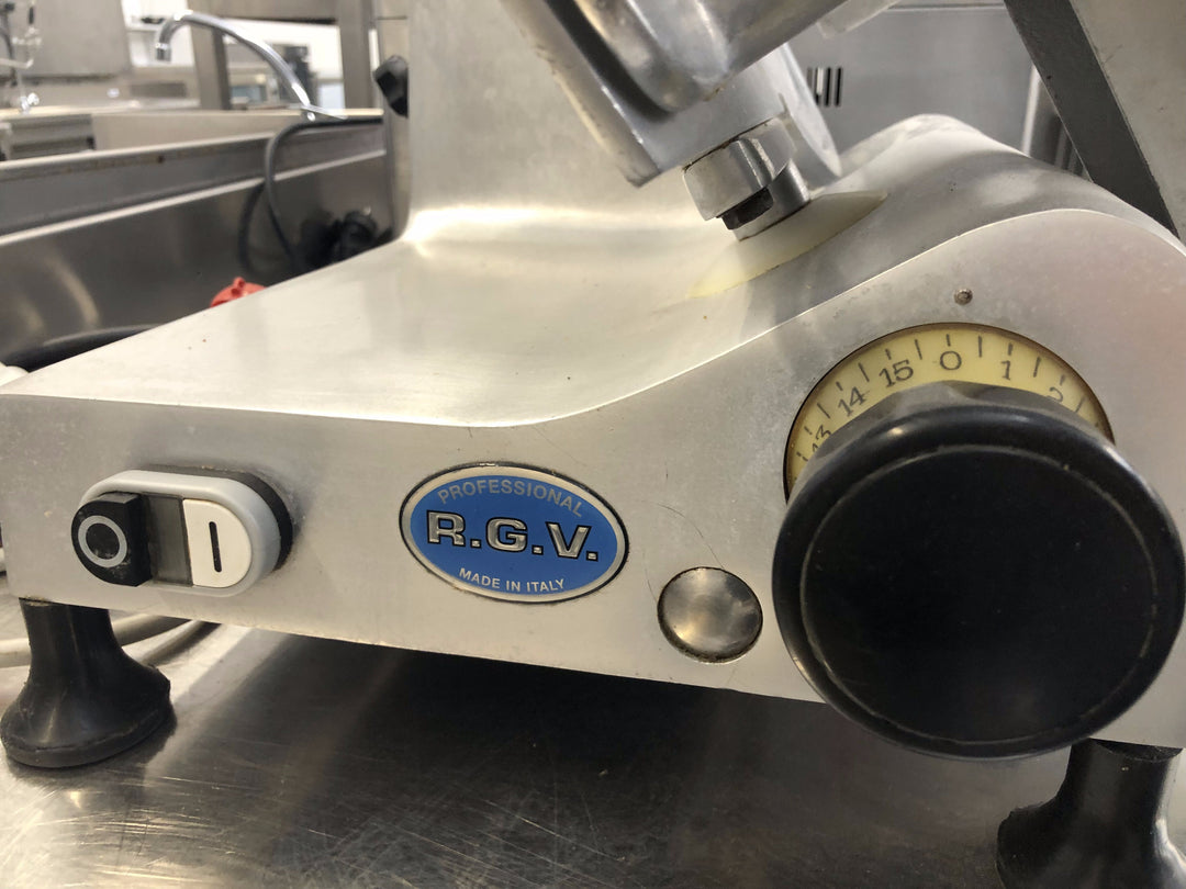 Affettatrice professionale diam. 300 RGV usata