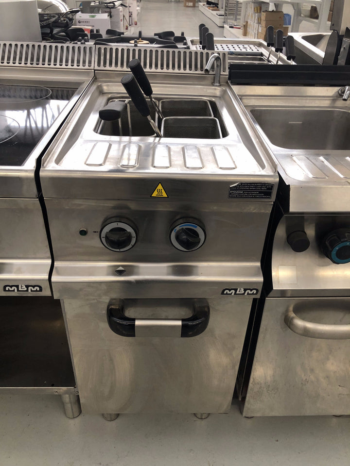 Cuocipasta elettrico MBM serie 700 usato