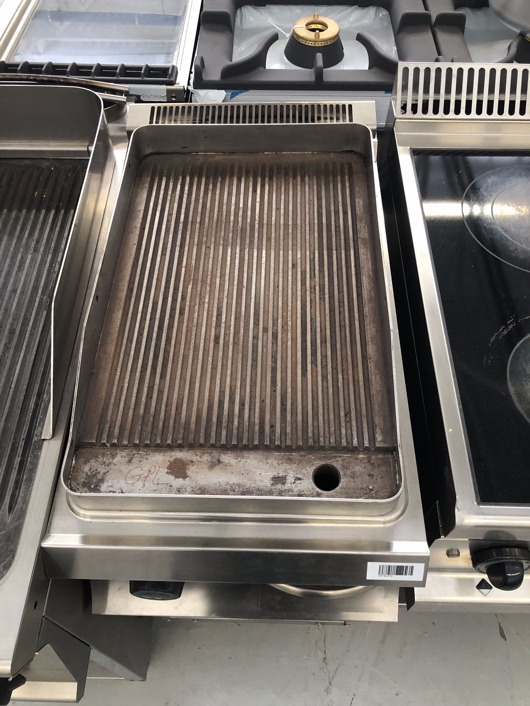 Fry top a gas professionale MBM linea Domina 700 usata