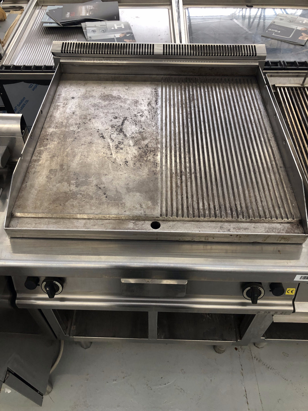 Fry top a gas Gico serie 900 usata
