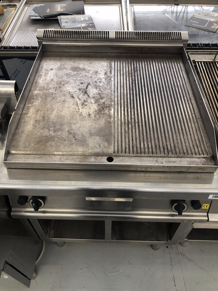 Fry top a gas Gico serie 900 usata