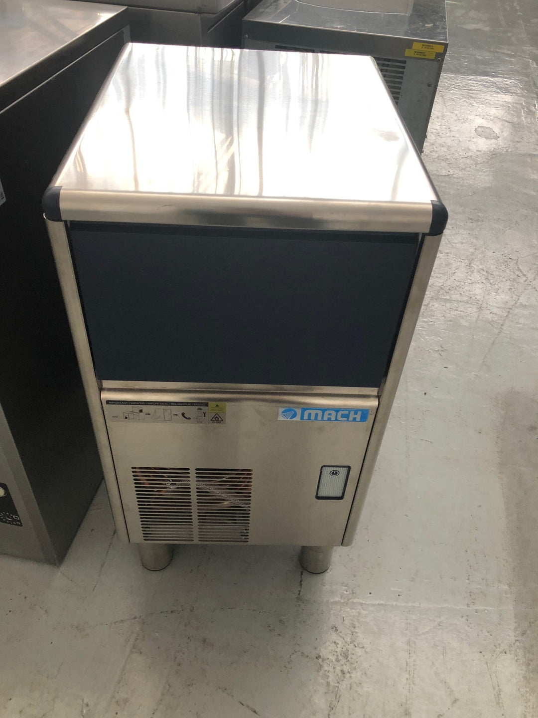 Produttore di ghiaccio nuovo MACH MGP26W