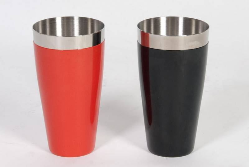 BOSTON COCKTAIL-SHAKER MIT RUTSCHFESTEM GRIFF