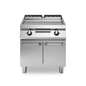 Fry top elettrico piastra liscia cromata su vano con porte Cod. R70/80FTE/CL/P