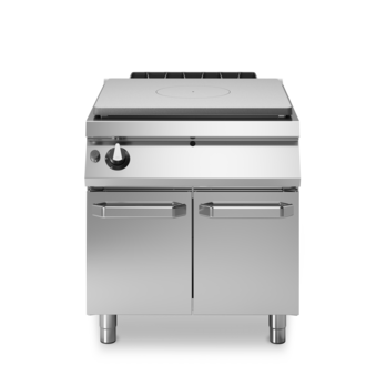 Solid top gas range on cabinet with doors Code R90/80TPG/P